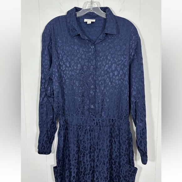 NWT On 34th Animal Print Jacquard Jumpsuit Blue Size M Long Sleeve Button Front - Picture 9 of 11
